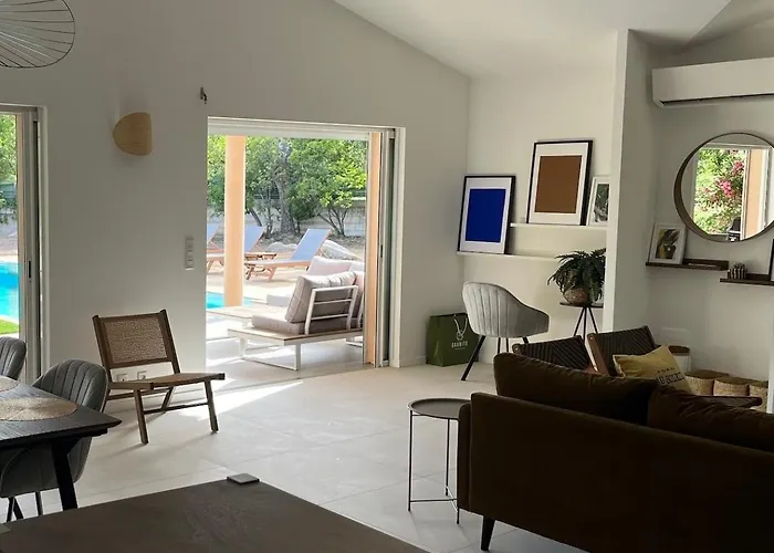 Fiori Vecchio Avec Piscine Privee 别墅 维琪奥港