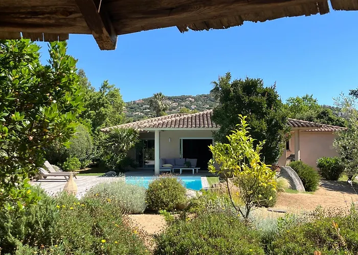 Fiori Vecchio Avec Piscine Privee *